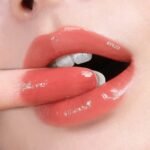 ⁦بلسم الشفاه المائي Watery lip balm⁩ - الصورة ⁦8⁩